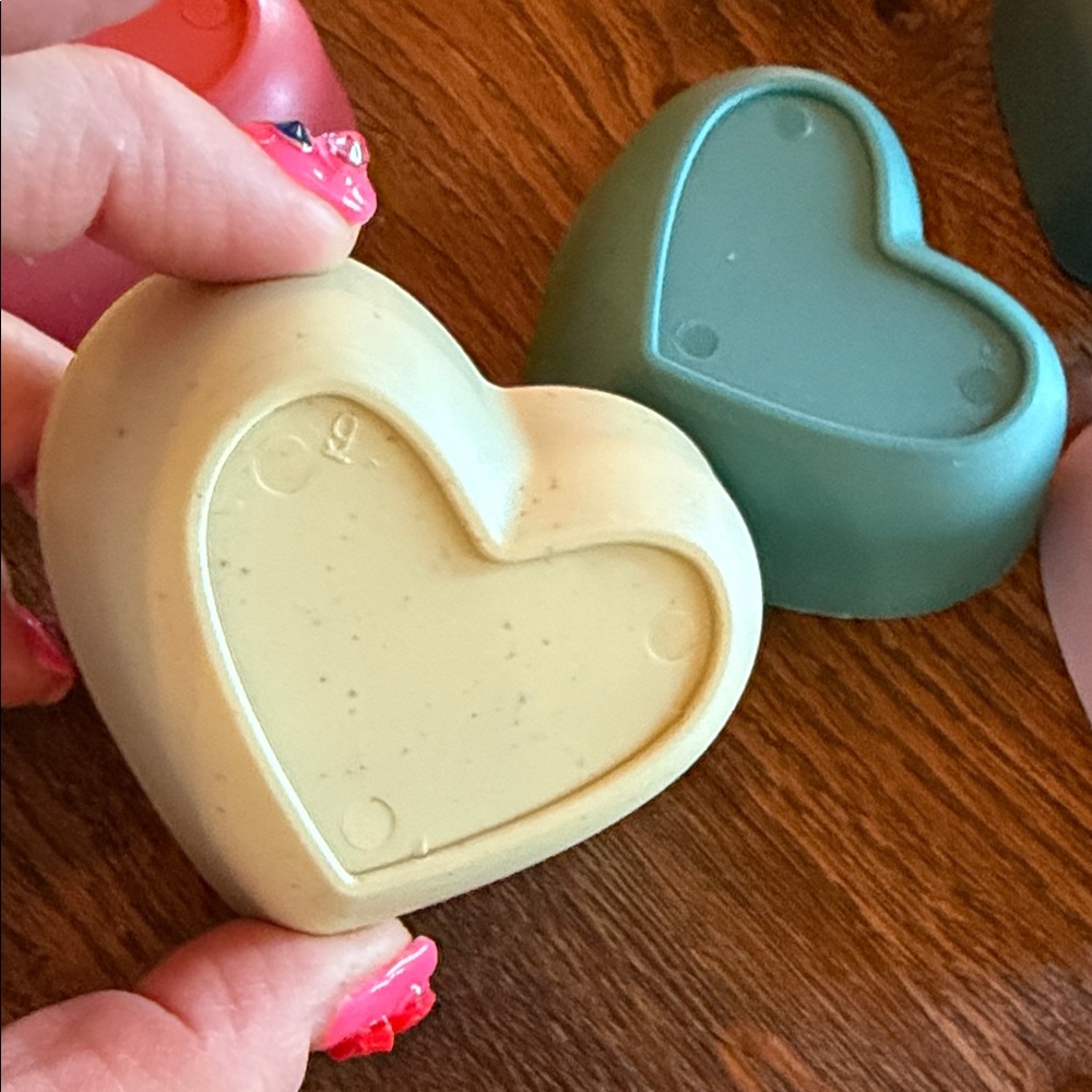 Colorful Mini Heart-Shaped Bowls 💜 Set of 10 - Picture 7 of 11